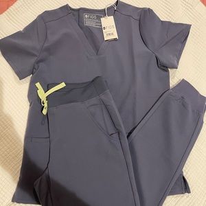 🐋Space Navy Figs scrub set Small🐋